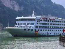 黃金6號 三峽郵輪外觀