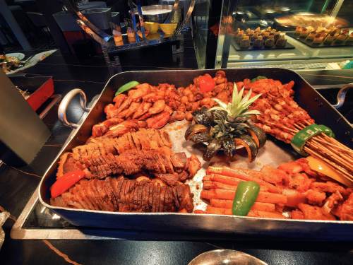 世紀郵輪通用自助餐海鮮