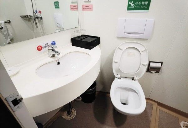 陽臺標準雙人房