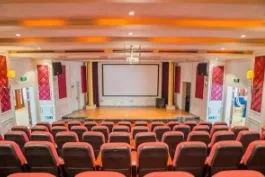 Großes Doppeldecker-Theater