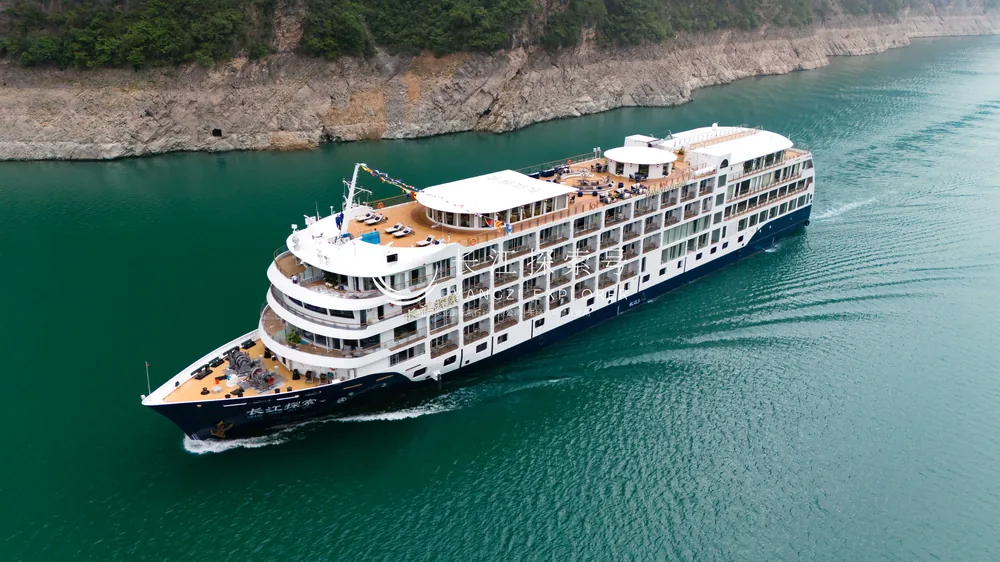 Yangzi Explorer