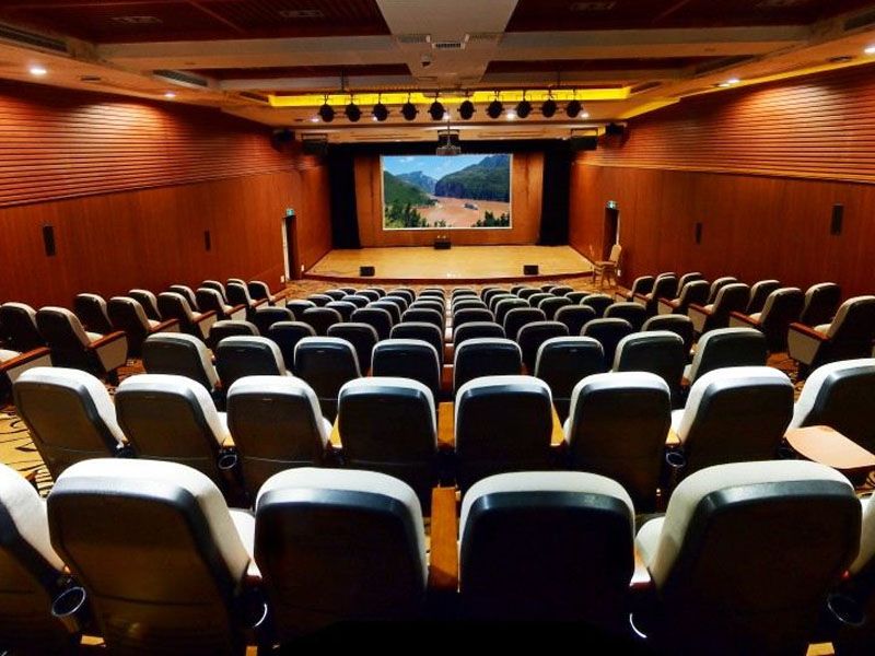 大型雙層影劇院 Large Double-layer Theater