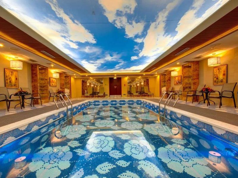 室內恆溫游泳池 Indoor Constant Temperature Swimming Pool