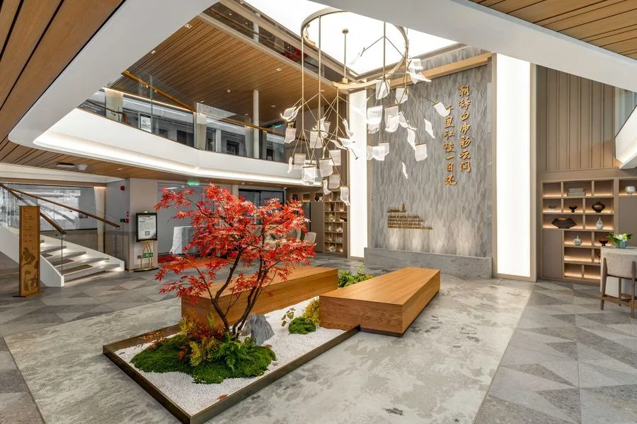 Zentrale Lobby