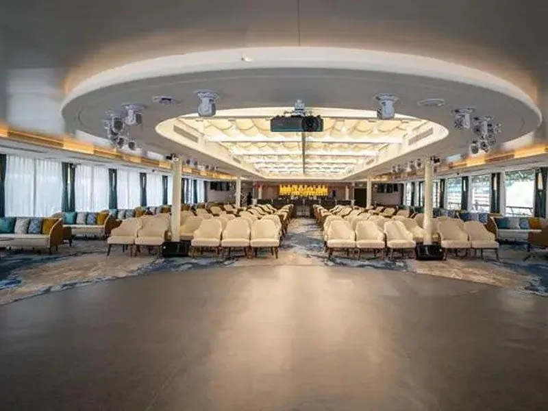 Multifunktionssaal-Lobby
