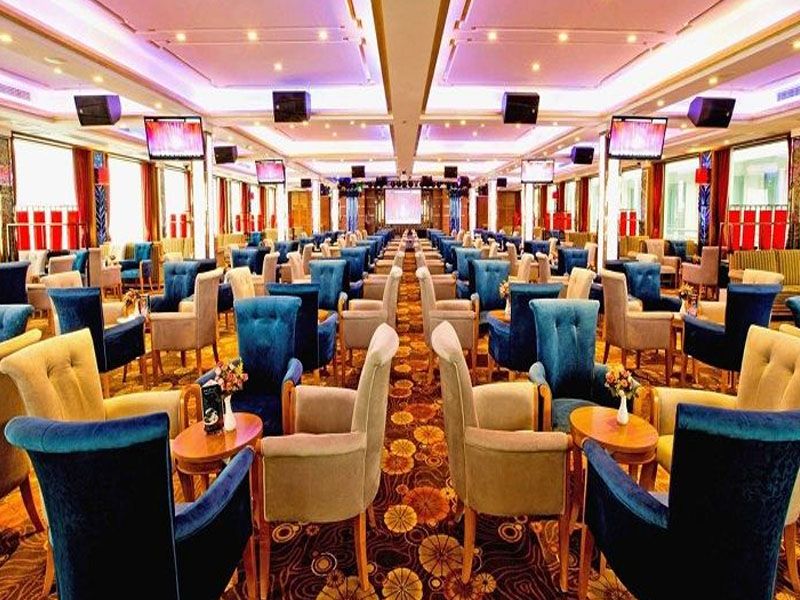 多功能演藝廳 Multi-Function Hall